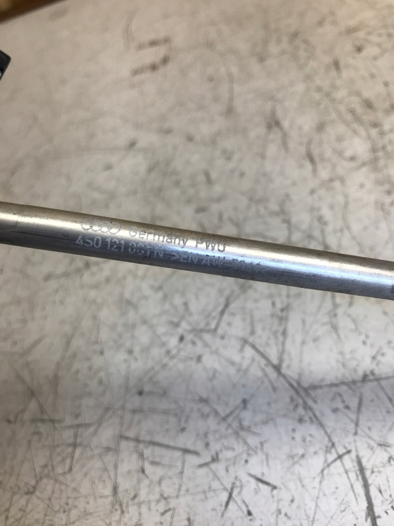 фото №4, Audi r8 plus 4s шланг вентиляционный 4s0121081n