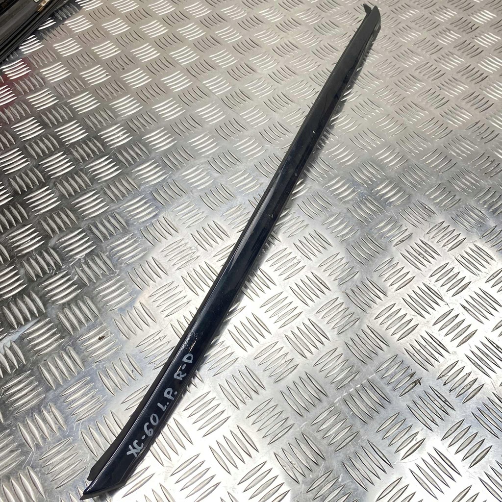 фото №1, Молдинг стекло лобовое левый перед xc60 i