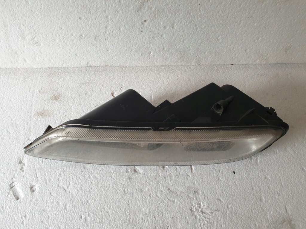 фото №2, Противотуманная фара правый vw passat b7