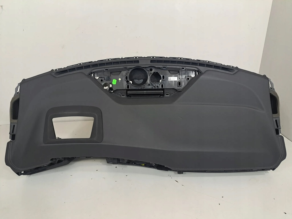 фото №9, Bmw 2 active tourer u06 2021 панелі приладова, консоль