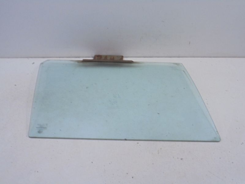 фото №5, Alfa romeo 75 89r скло двері задня права