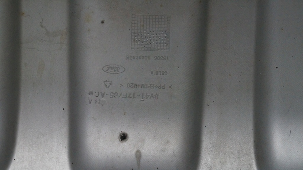 Бампер задній ford kuga i pdc o8 2013 Оригінал