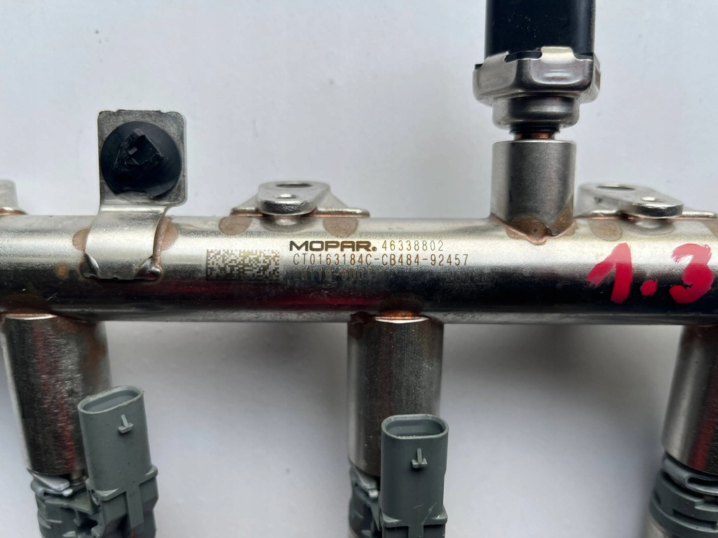 фото №1, Renegade compass 500x молдинг впрыскная форсунки 1.3