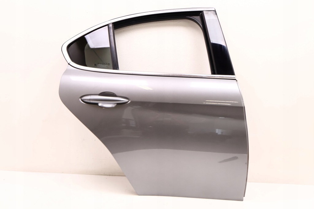 фото №1, Alfa romeo giulia двері праве задня 318