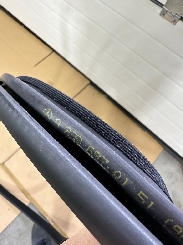 фото №11, Уплотнители дверь l/p. p/t mercedes s w222 короткий