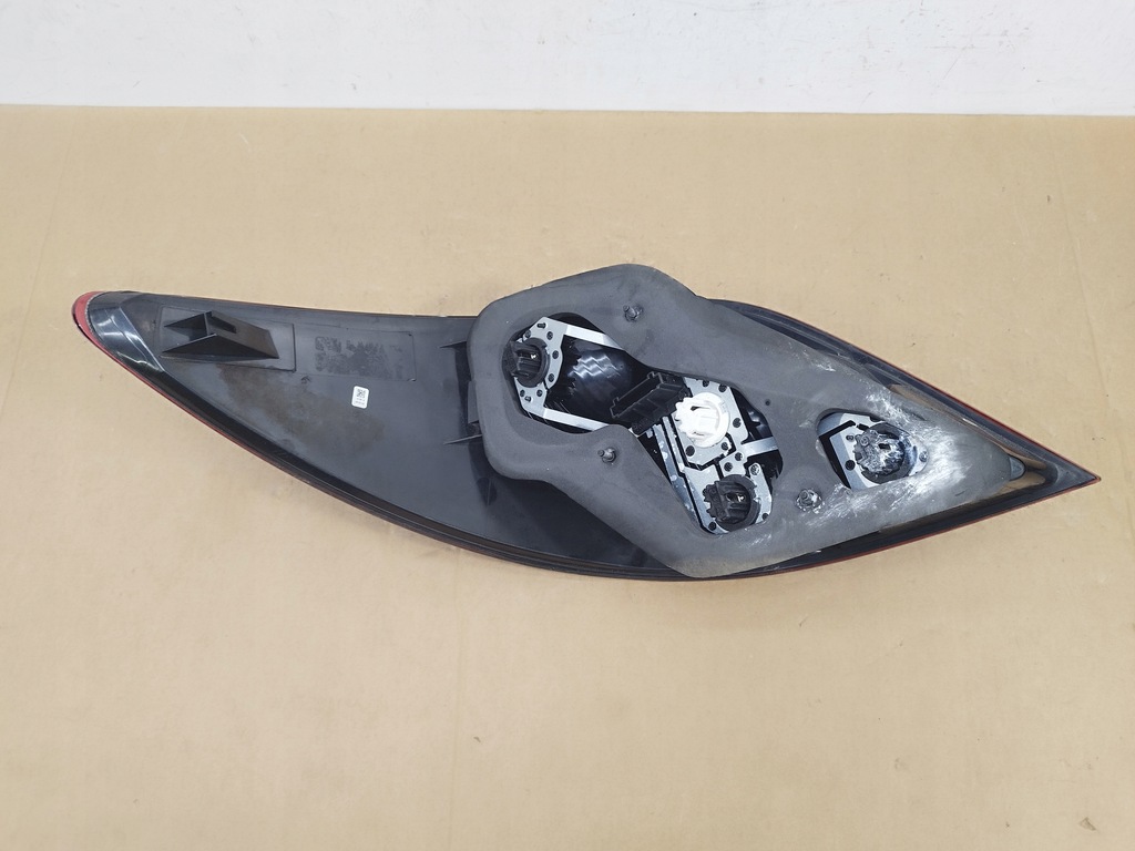 фото №8, Лампа права задня тонована mercedes r-klasa 251 w251 lata 2005-2010