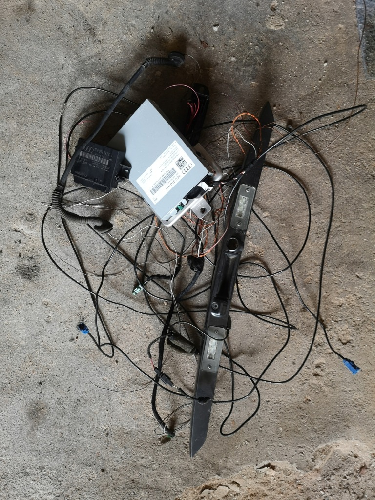 фото №1, Камера заднего вида набор audi a8 s8 d3 4e0910441