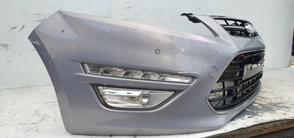 Ford mondeo mk4 рестайлинг  pdc led бампер перед передний Киев