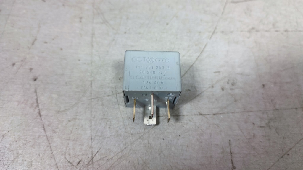 фото №1, Реле 53 vw/audi 141951253b