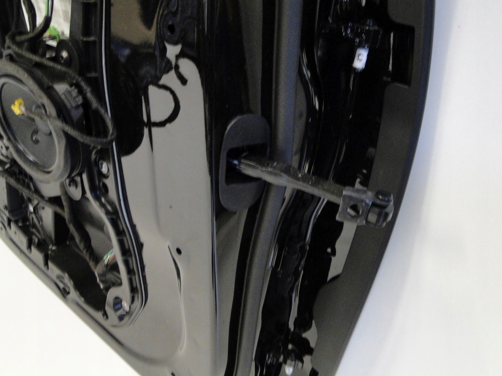 фото №11, Mercedes дверь задние левая s klasa 223 w223 a2237300300 a2237320300 long 197