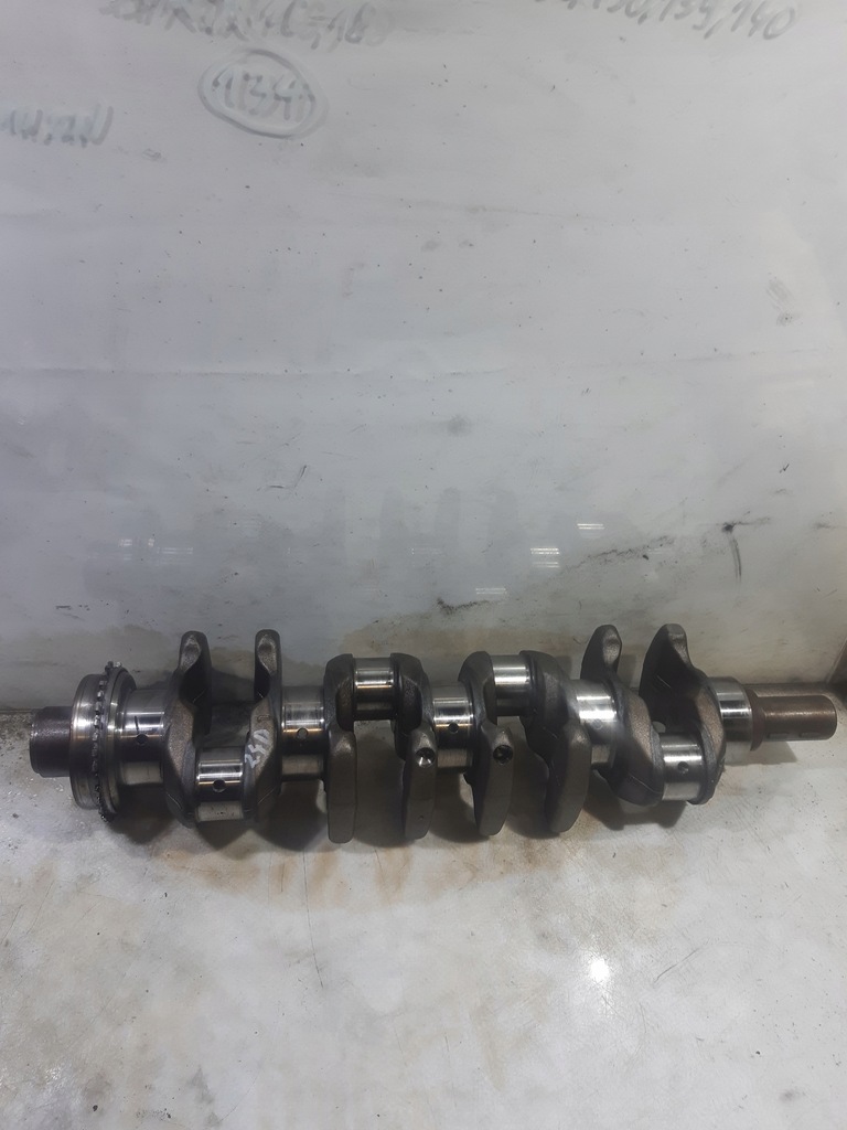 фото №1, Wał коленчатый toyota hilux viii 2.4d 2gdftv
