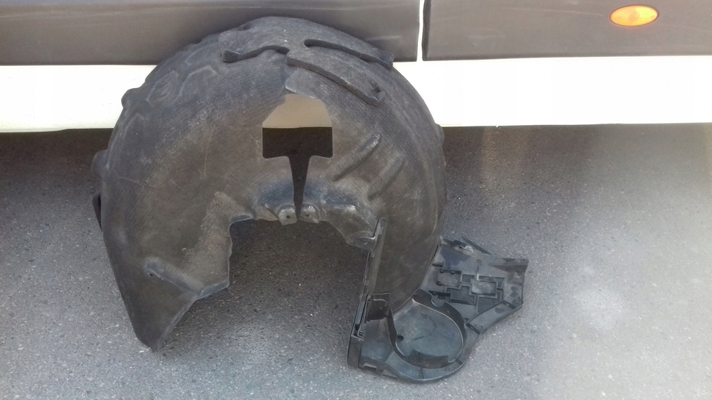 фото №5, Підкрилок правий задня 760810970 vw touareg iii