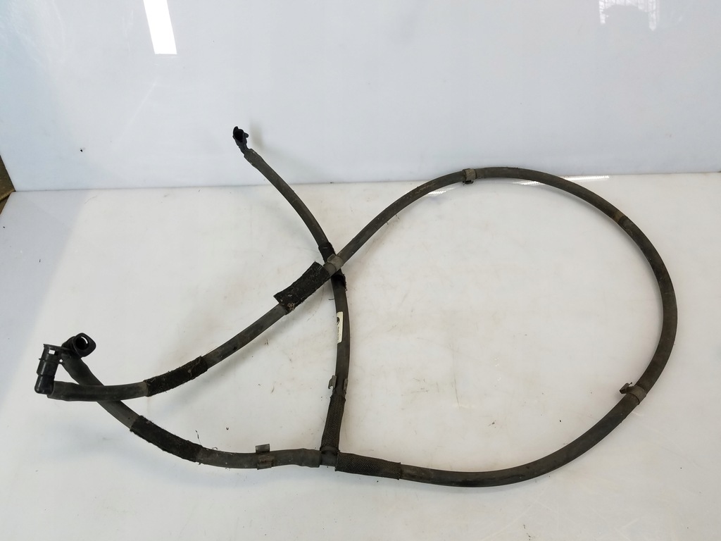 фото №1, Шланг трубка распылителя перед skoda yeti 5l0955970