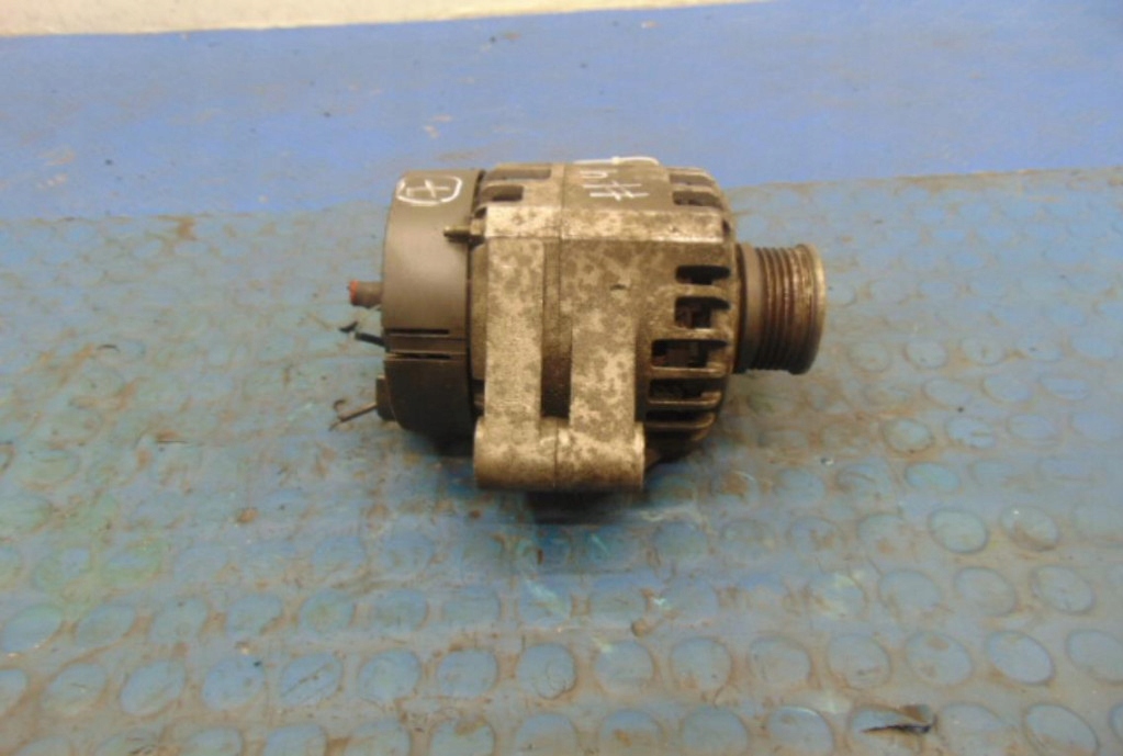 фото №1, Opel vectra c 1.9cdti генератор 102211-8661