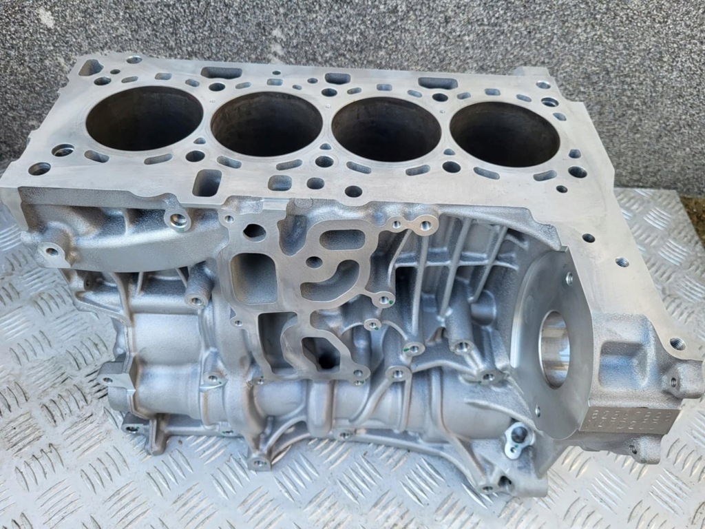 фото №6, Блок двигуна n47d20c 7810596