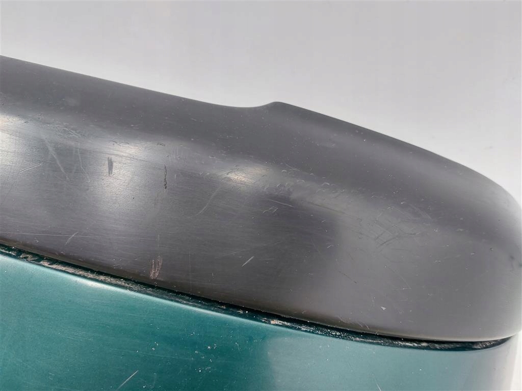 Купити Бампер задній задній peugeot 206 зелений tie break 5 двері 2003r