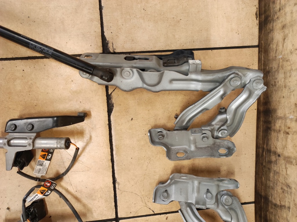 фото №8, Петля петлі патрон капот правий лівий volvo v90 ii 2 s90 ii 2