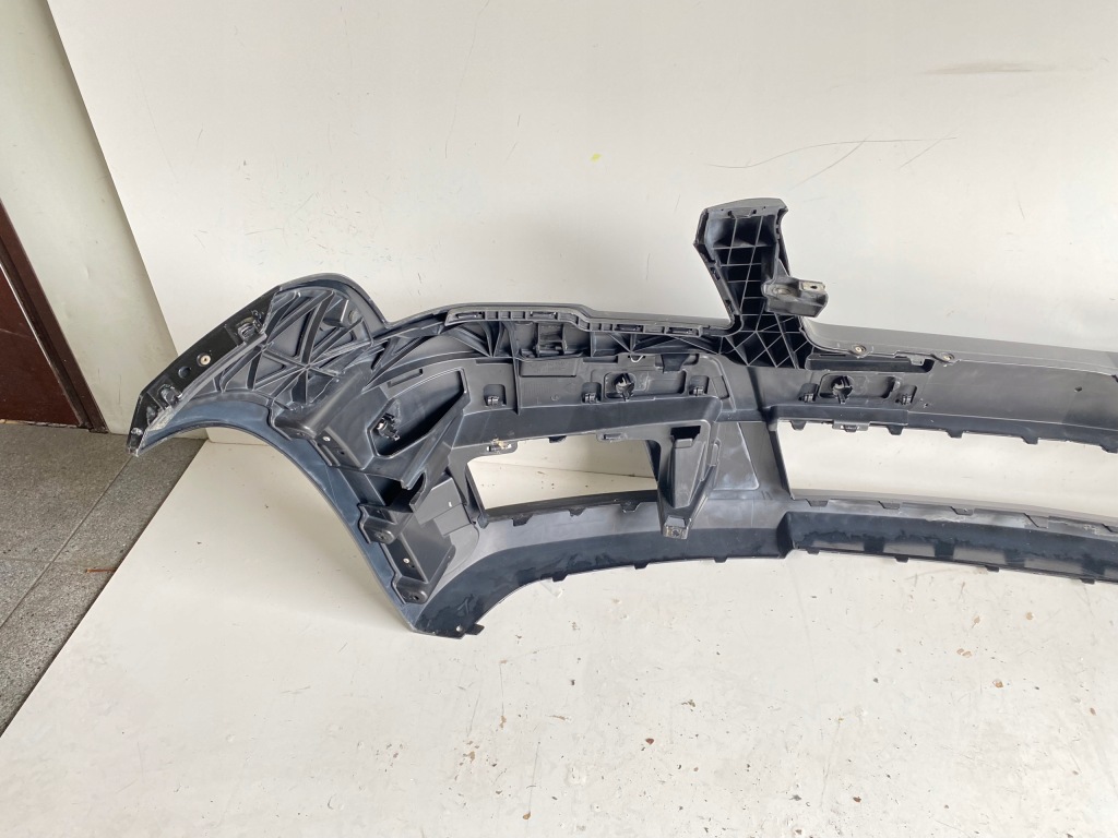 Бампер передний перед mercedes glk x204 2008-2012 Оригинал