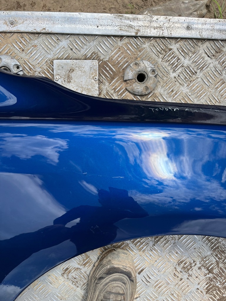 фото №6, Toyota avensis t25 крила правий перед правий передній