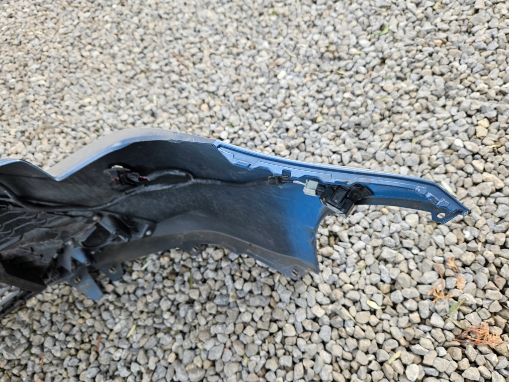 фото №11, Toyota corolla e21 hb хэтчбек kombi бампер передний kompletny радар