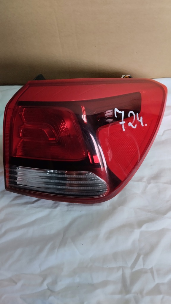 фото №1, Лампа права задня задня kia rio iv 4 w крила