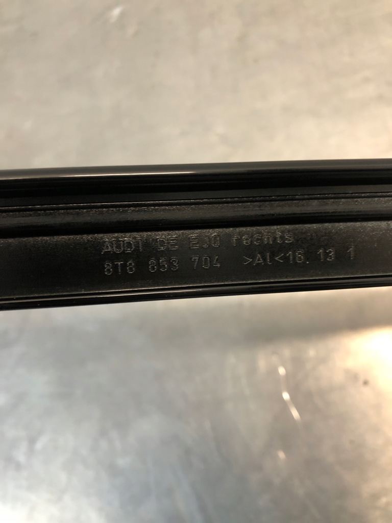 фото №5, Молдинг кузовная правая a5 sportback czarna "piano black" 8t8853704