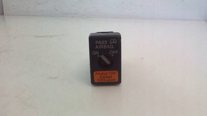 фото №1, Переключатель pass подушка безопасности mazda 6 gg