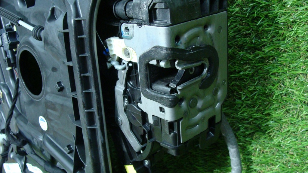 фото №8, Плита механизм подъемник окон правый перед mercedes gls x166 a1668202402