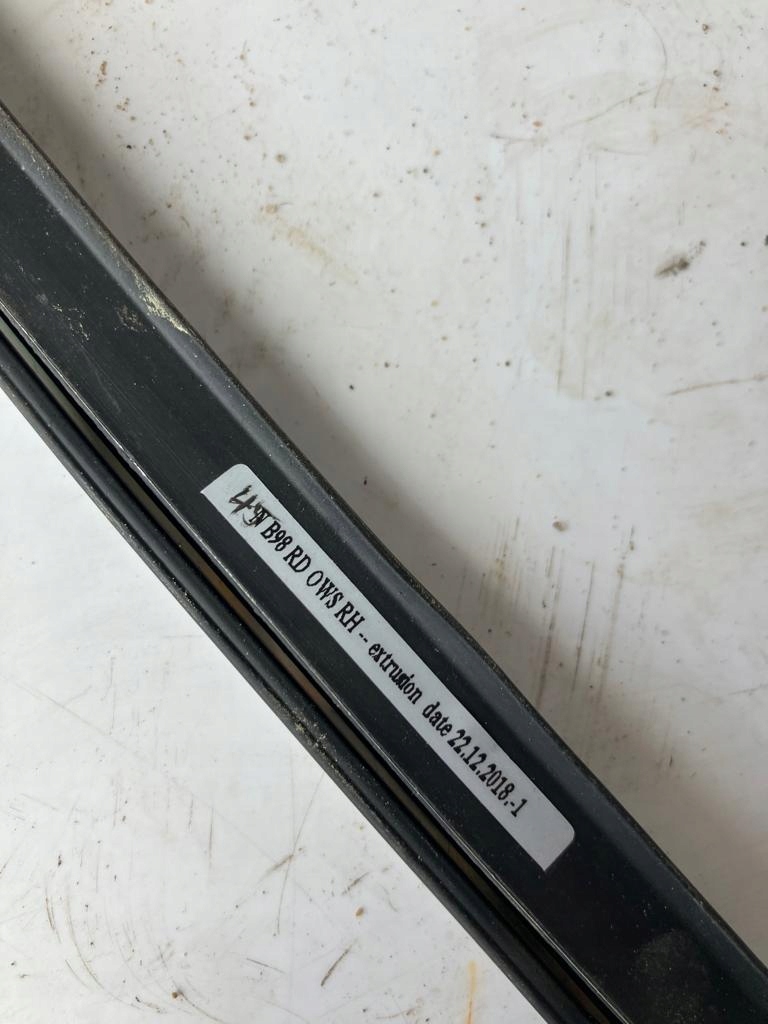 фото №6, Молдинг дверь правый задняя clio iv hb