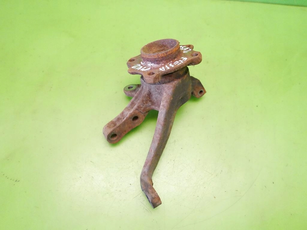 фото №3, Поворотний кулак ступиця права перед ford fiesta mk2 1.1