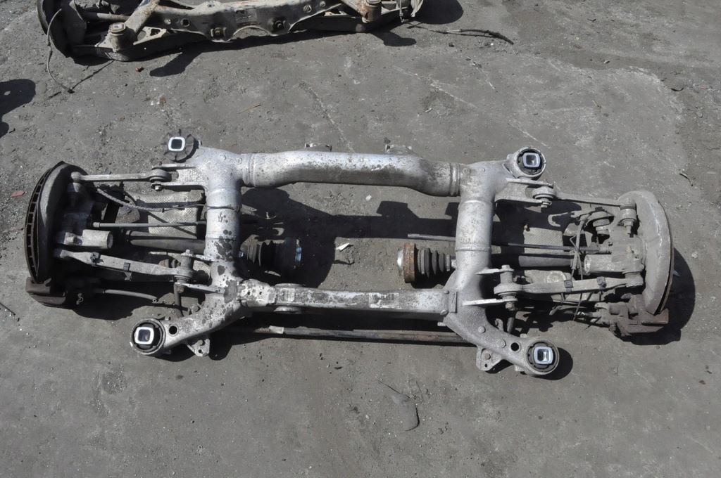 фото №1, Bmw 6 e63 3.0d 286km балка підвіска задня 154tys!