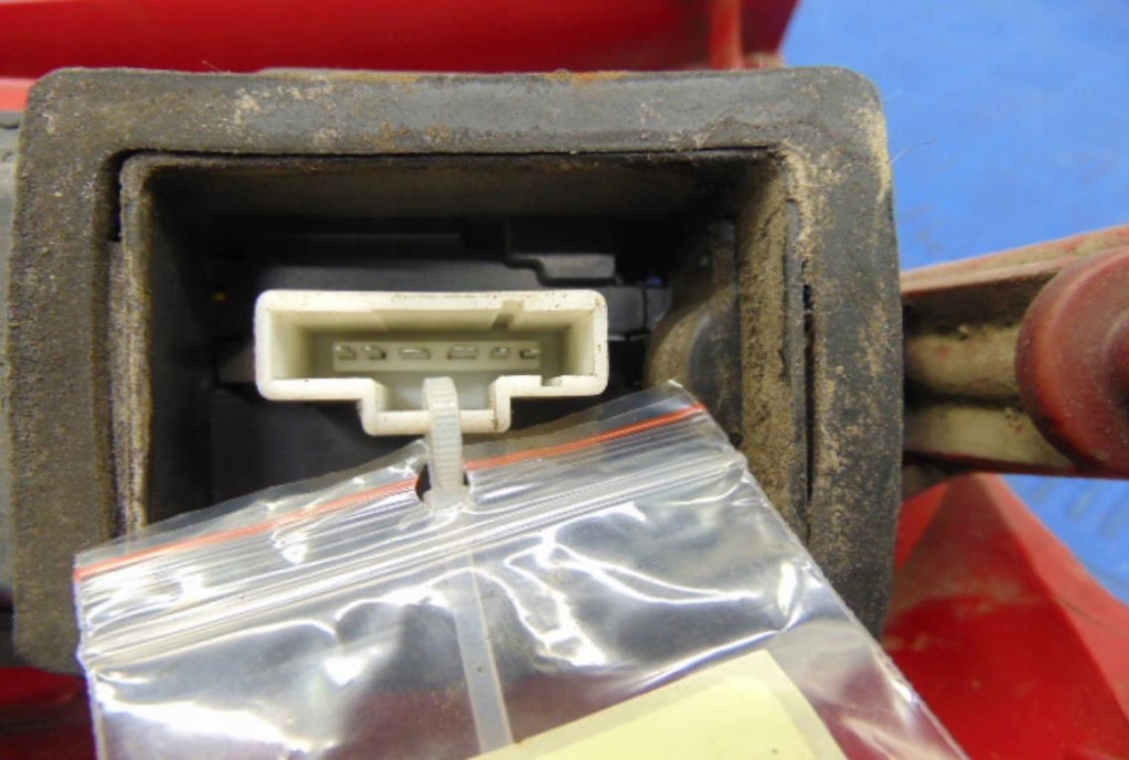 фото №6, Peugeot 307 лампа задняя правая