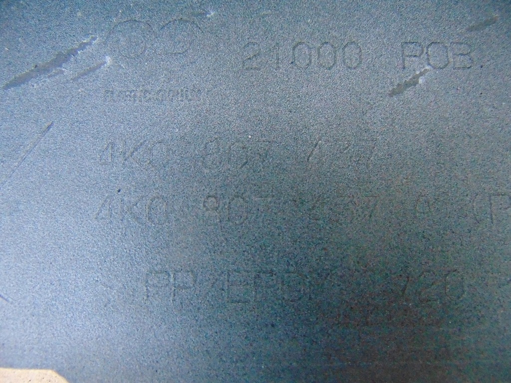 фото №14, Бампер перед audi a6 c8 pod ксенон 4k0807437