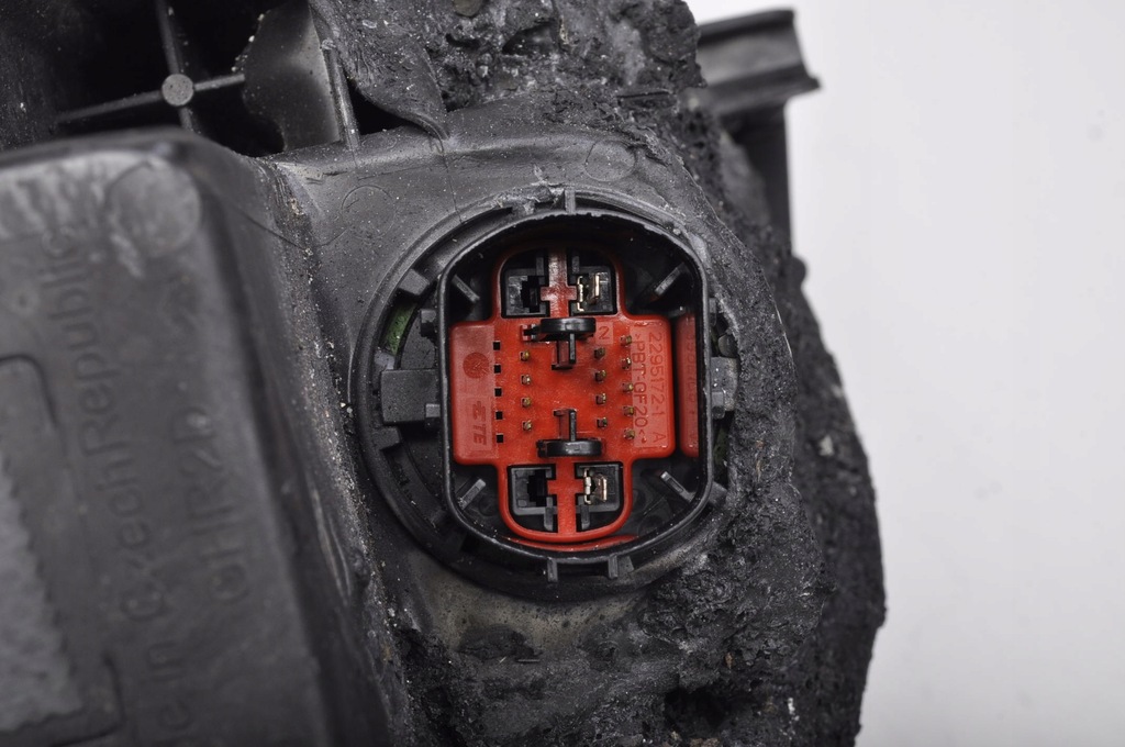 фото №15, Land rover discovery l550 лампа левая передняя uk