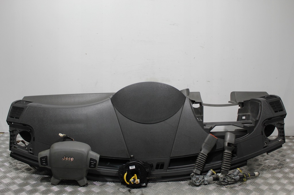 фото №1, Приборная панель консоль подушка безопасности jeep grand cherokee wk