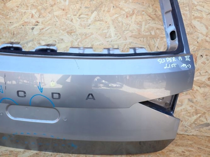 фото №8, Skoda superb iii kombi lift 19- крышка багажника задняя задняя