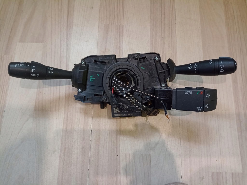 фото №1, Переключатель комбинированный kombajn переключатели лента renault dacia