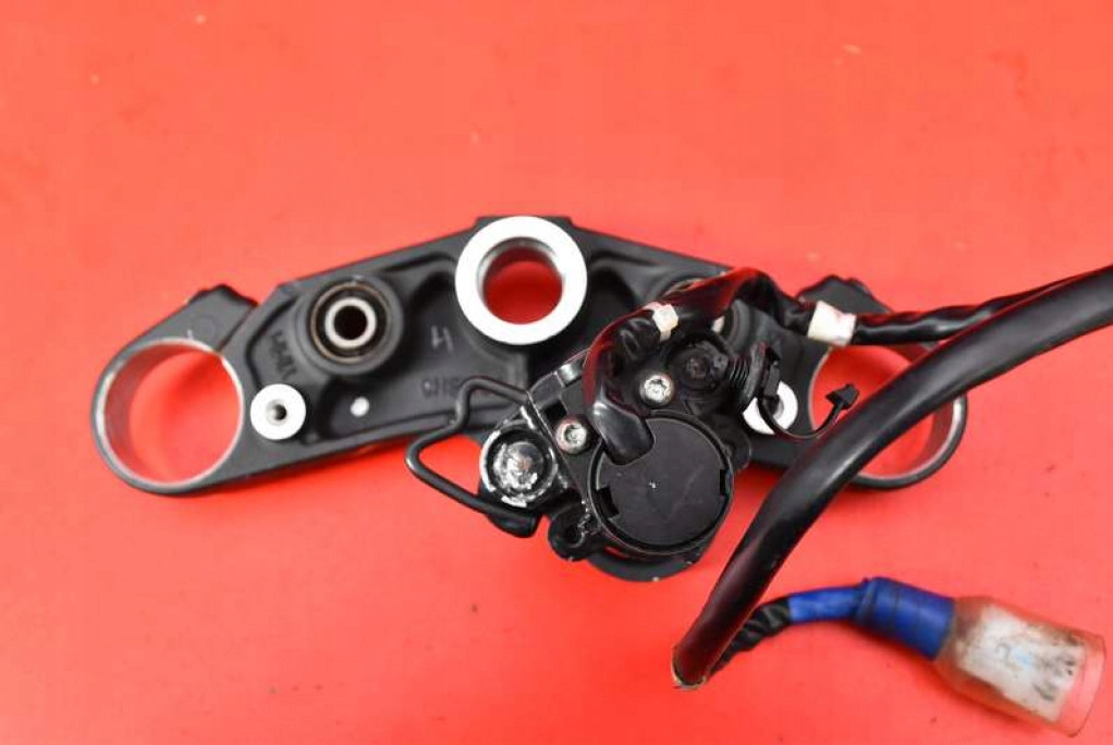 фото №14, Замок запалювання ключ кришка заливної пального замок задній сидіння yamaha mt-03 abs