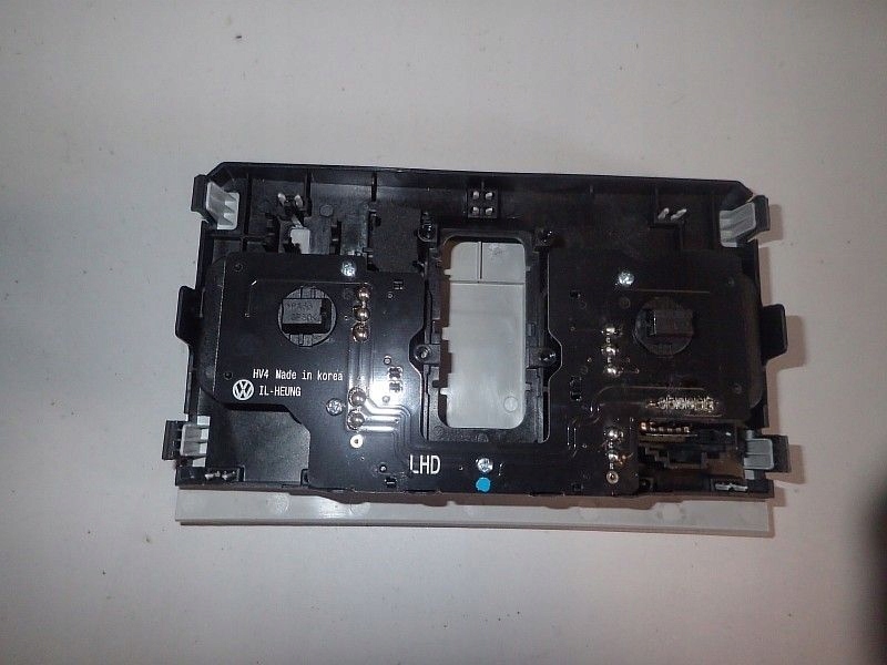 фото №3, Vw golf vii лампа освітлення кабіни 5g1947105p