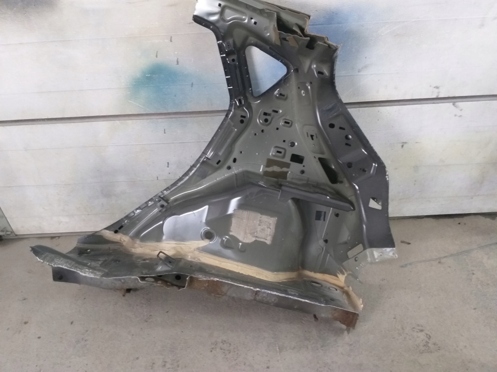 фото №5, Ford fiesta mk7 крила правий задня чверть d9