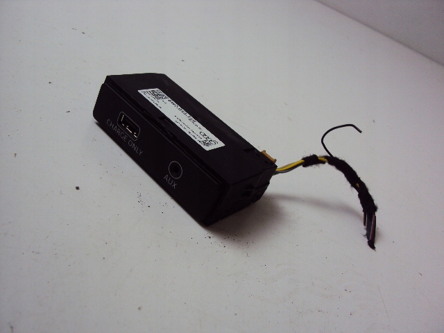 фото №1, Port aux in usb charge audi q5 ii 2016-