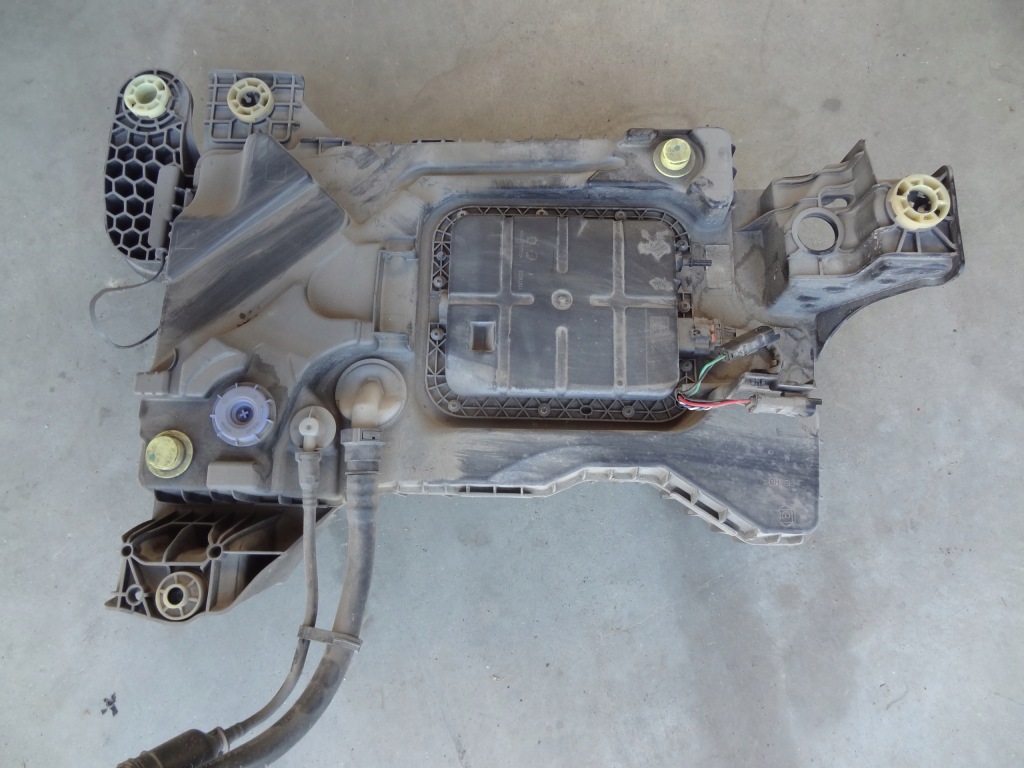 фото №16, Бак adblue citroen c5 aircross 17- 1.5 bluehdi 9825645580