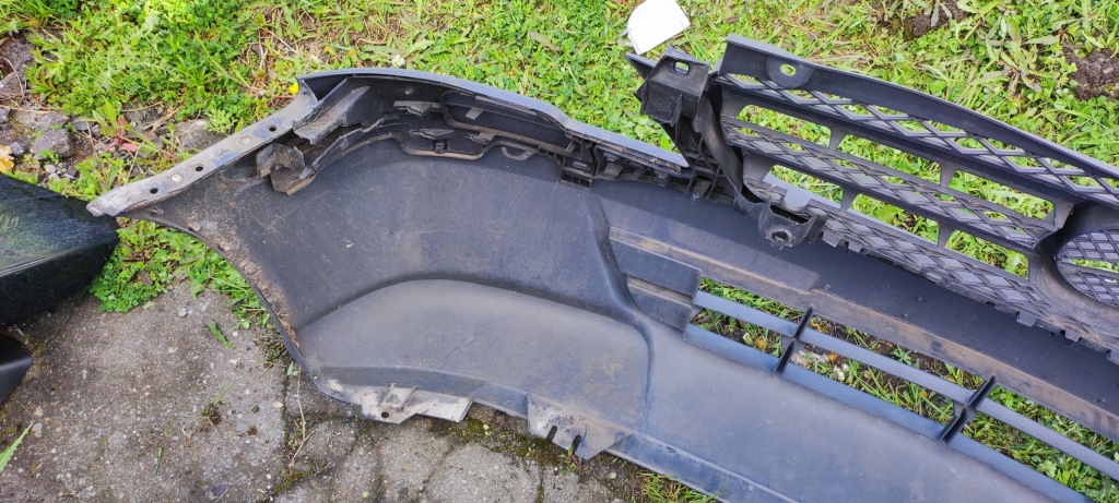 Купити Mercedes vito w639 рестайлінг  бампер передні  a6398806970