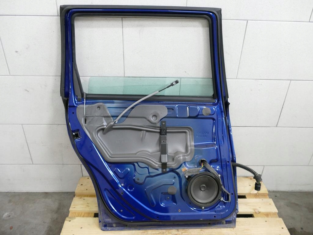 фото №15, Двері лівий задня ліва задні volvo xc70 v70 lak 458-46 06r