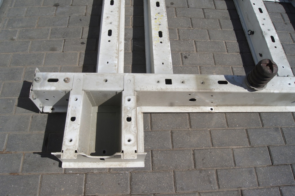 фото №8, Рама лонжерон задня renault master iii 10-19 297cm