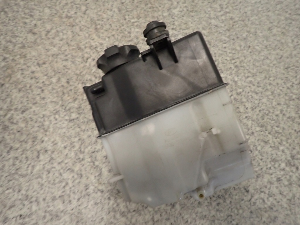 фото №4, Hyundai i10 07-11 бачок расширительный жидкость