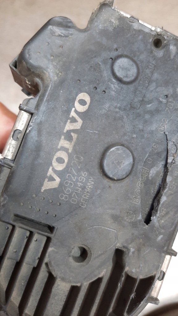 фото №6, Дроссельная заслонка 8692720 volvo xc70 ii 2.4 d5