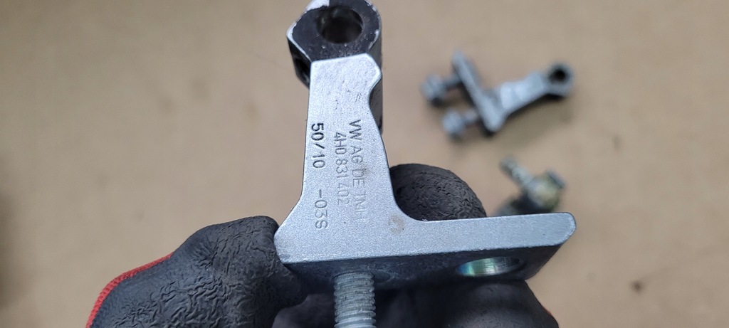 фото №6, A7 4g s7 петля петлі двері праве правий задня задні ly7g