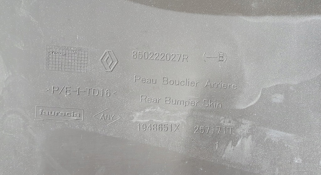 фото №11, Dacia duster ii 2 бампер задняя 2017- оригинал