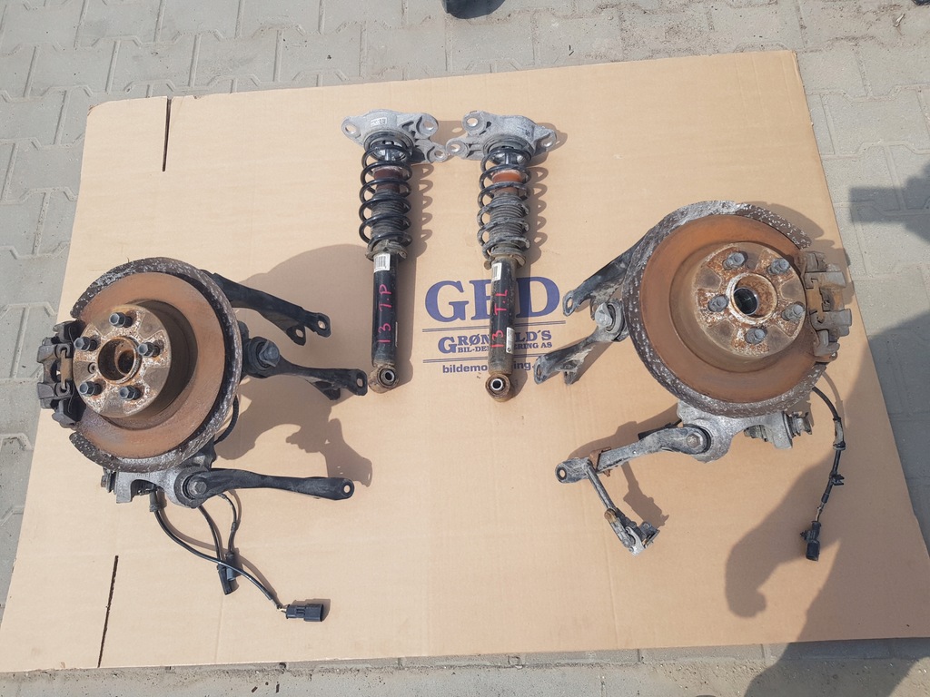 фото №1, Bmw i3 поворотный кулак задняя левая правая